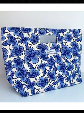 Lilibridge - The Resort Tote - Hibiscus Blue